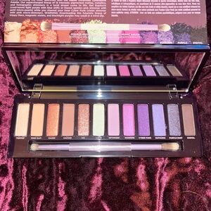 Naked Urban Decay Ultraviolet Palette